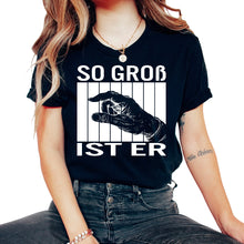 Load image into Gallery viewer, So Groß ist er Embarrassing Prank at the Bachelor Party Prank Penis - Unisex T-Shirt - Black

