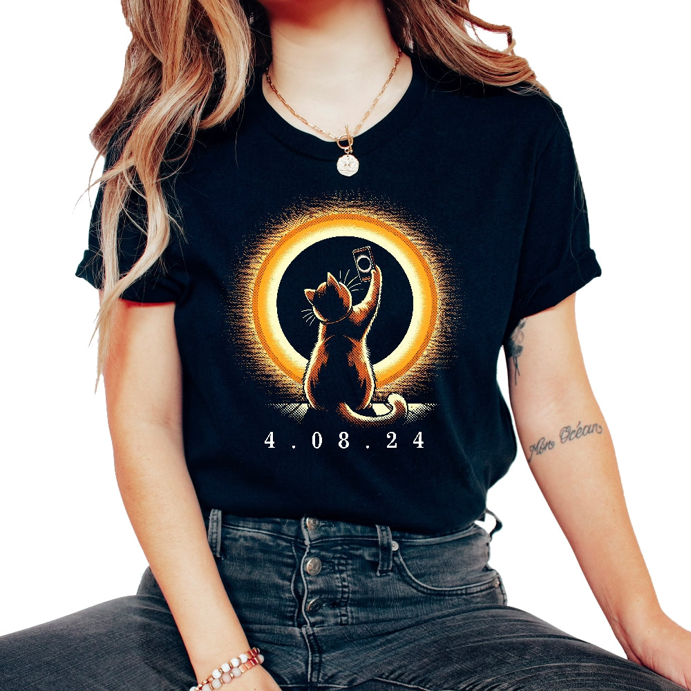 04 08 24 Cat Selfie Solar Eclipse T Shirt - Unisex T-Shirt - Black